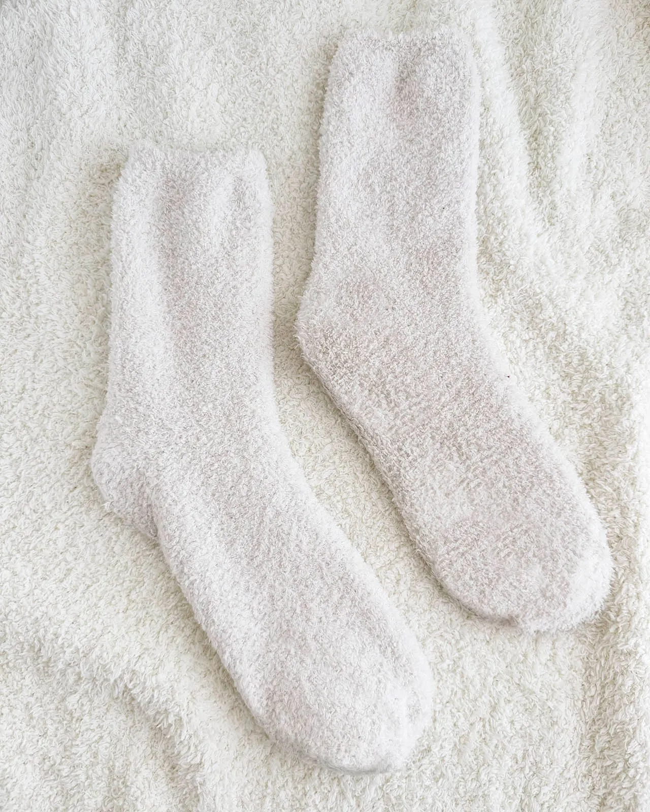 Ivory Bia Fuzzy Yarn Socks