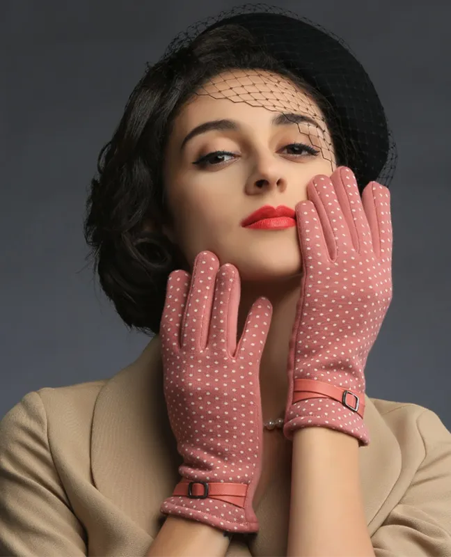 Plush Houndstooth Glove