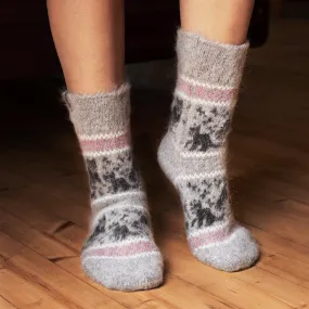 Women's Kute Kitties Non-Binding Goat Wool Crew Socks